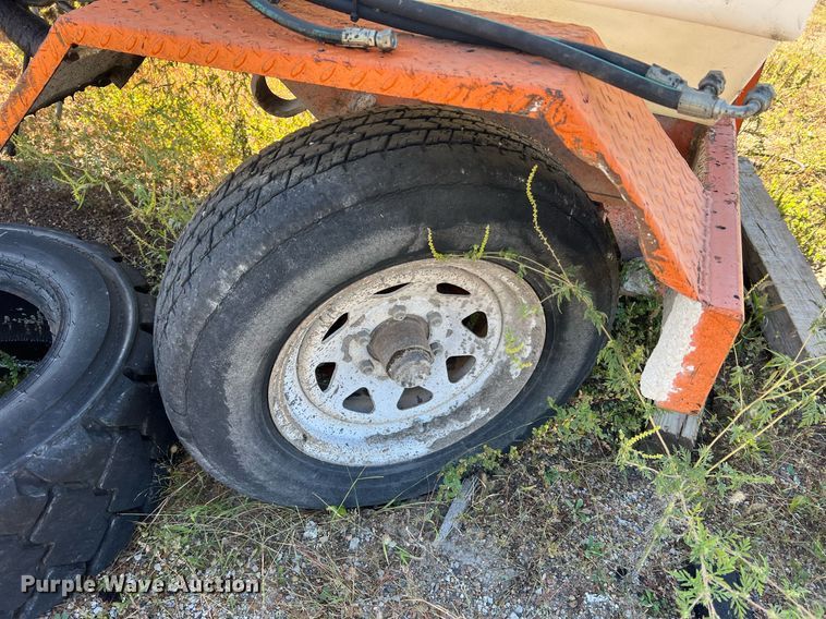 image for item NA9299 2012 Broce RJT350 broom