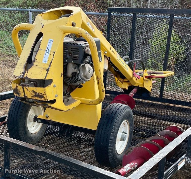 Ground Hog HD99H post hole auger in Kingston, OK Item NA9550 for