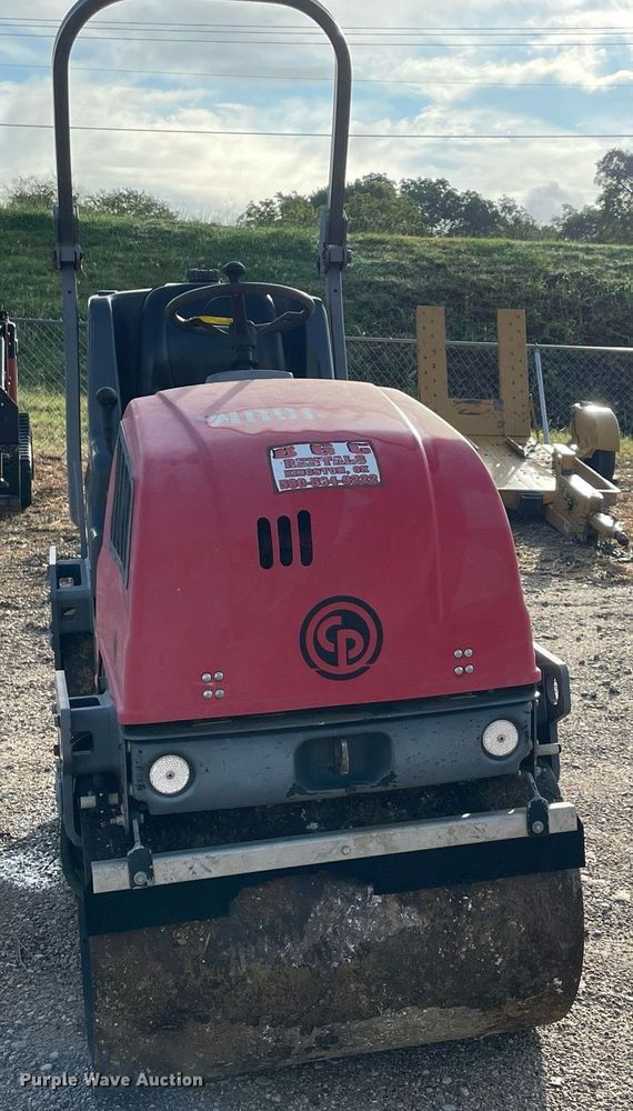 image for item NA9552 Chicago Pneumatic AR90G  double drum vibratory roller