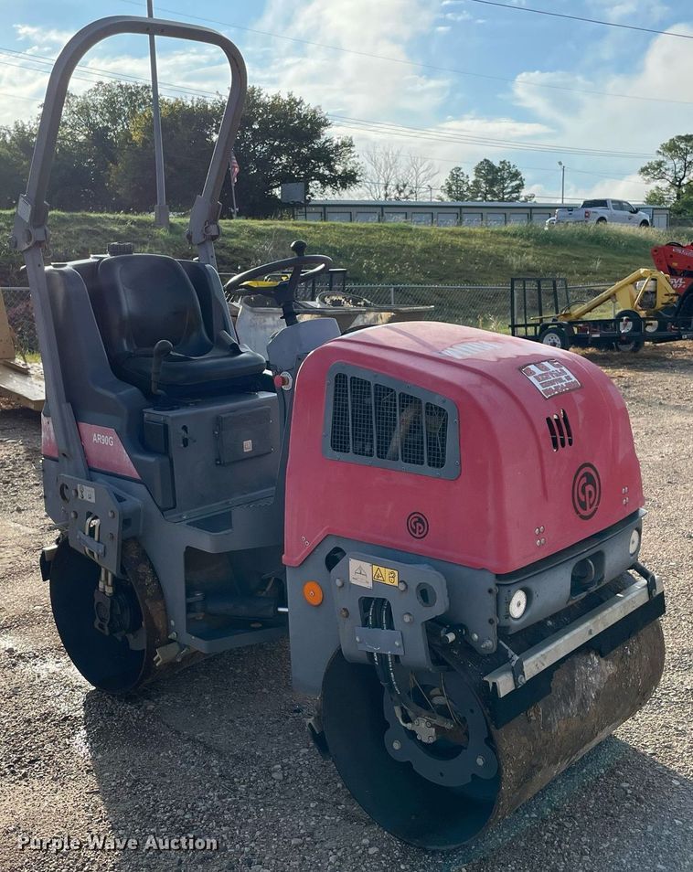 image for item NA9552 Chicago Pneumatic AR90G  double drum vibratory roller