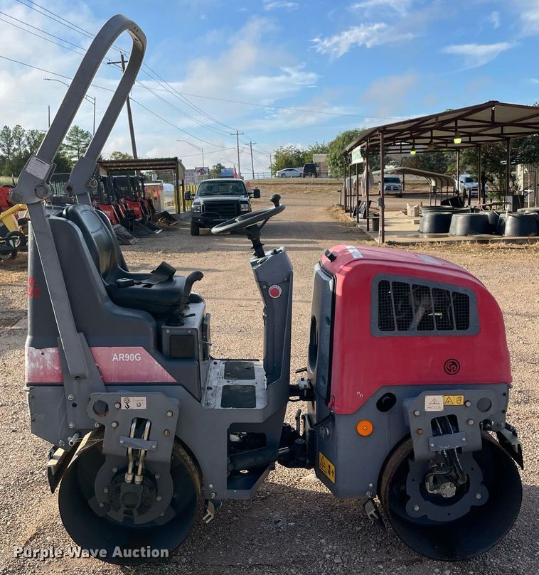 image for item NA9552 Chicago Pneumatic AR90G  double drum vibratory roller