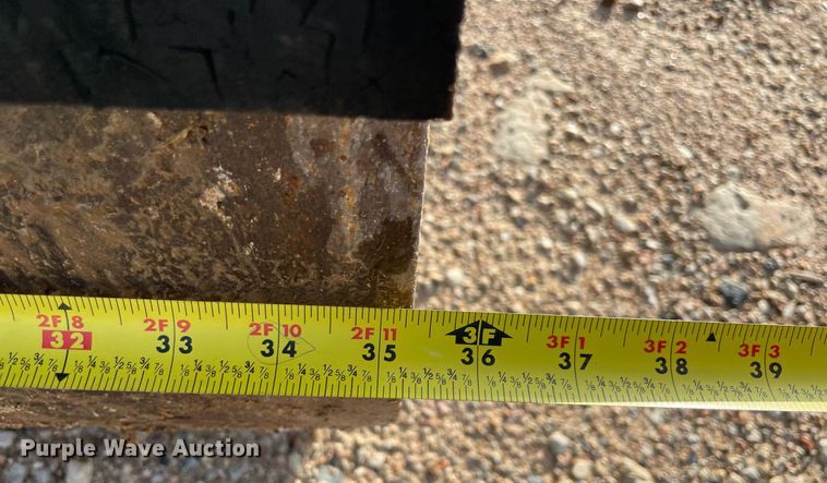 image for item NA9552 Chicago Pneumatic AR90G  double drum vibratory roller