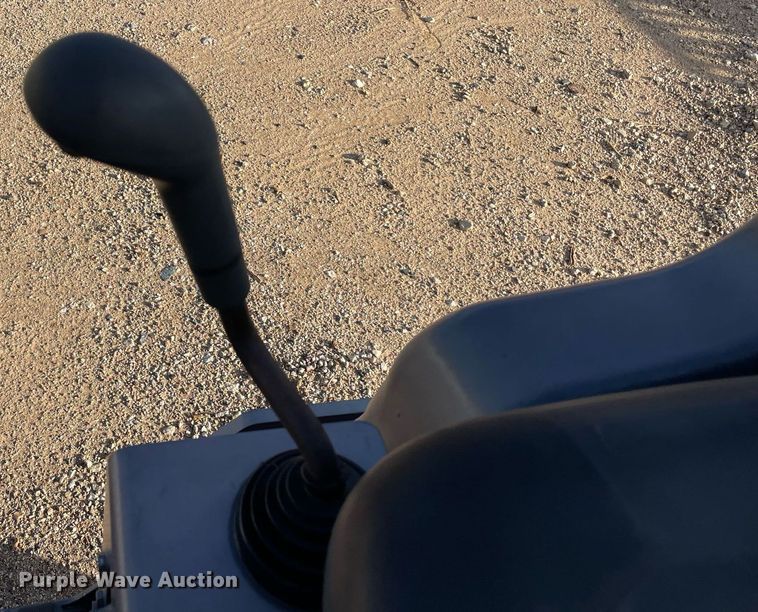 image for item NA9552 Chicago Pneumatic AR90G  double drum vibratory roller