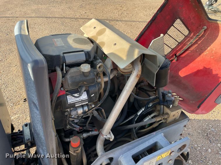 image for item NA9552 Chicago Pneumatic AR90G  double drum vibratory roller