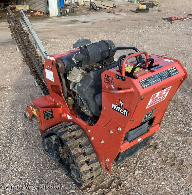 image for item NA9553 2017 Ditch Witch C30X  trencher