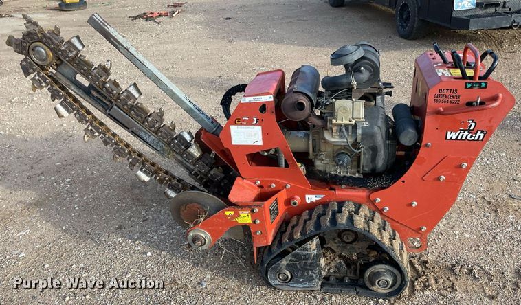 image for item NA9553 2017 Ditch Witch C30X  trencher