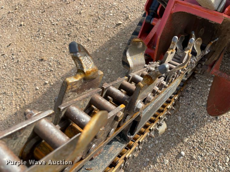 image for item NA9553 2017 Ditch Witch C30X  trencher