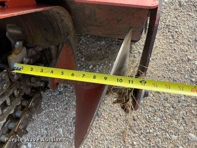 image for item NA9553 2017 Ditch Witch C30X  trencher