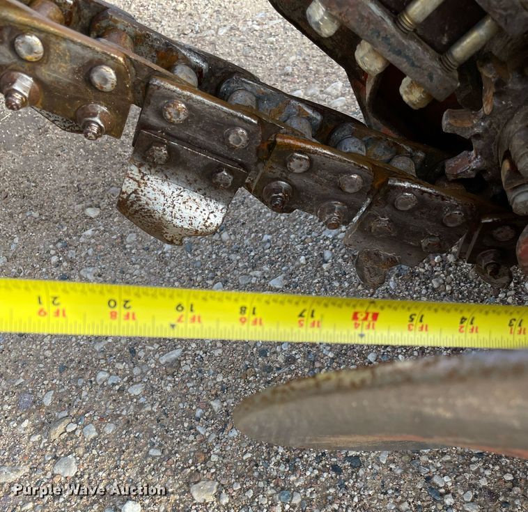 image for item NA9553 2017 Ditch Witch C30X  trencher