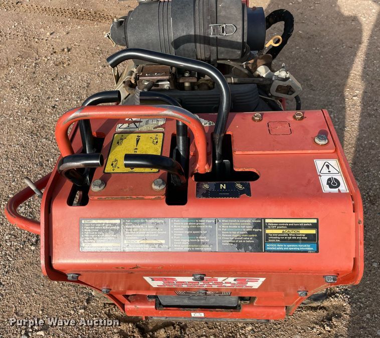 image for item NA9553 2017 Ditch Witch C30X  trencher