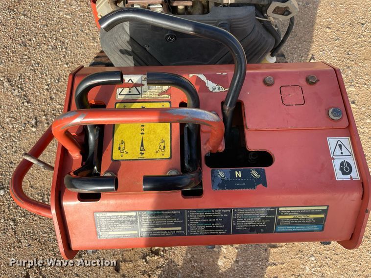 image for item NA9553 2017 Ditch Witch C30X  trencher