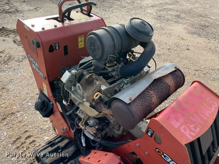 image for item NA9553 2017 Ditch Witch C30X  trencher
