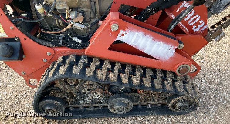image for item NA9553 2017 Ditch Witch C30X  trencher