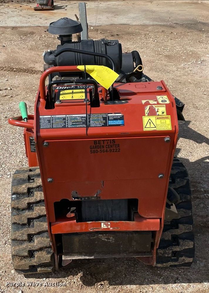 image for item NA9554 2020 Ditch Witch C30X  trencher
