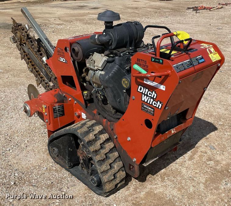image for item NA9554 2020 Ditch Witch C30X  trencher