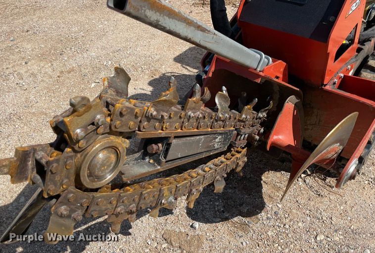 image for item NA9554 2020 Ditch Witch C30X  trencher