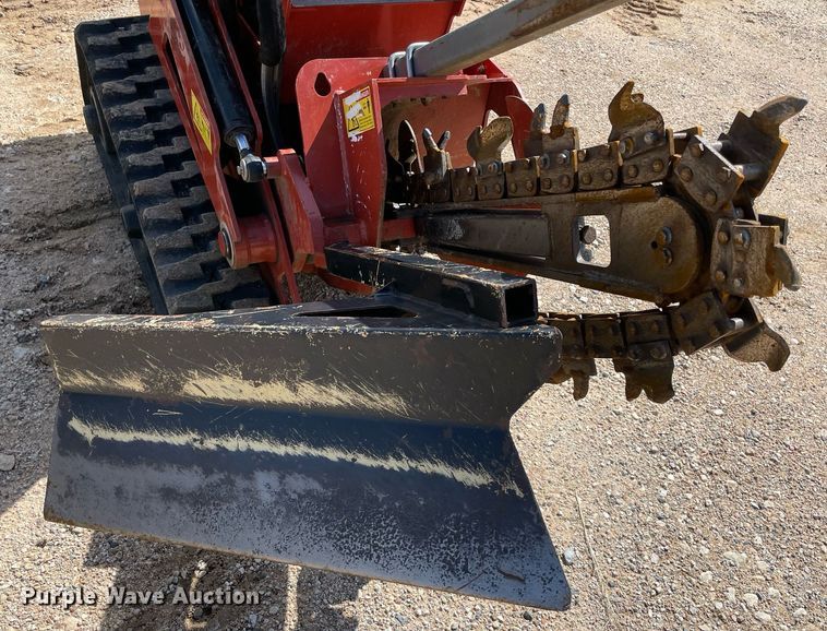 image for item NA9554 2020 Ditch Witch C30X  trencher