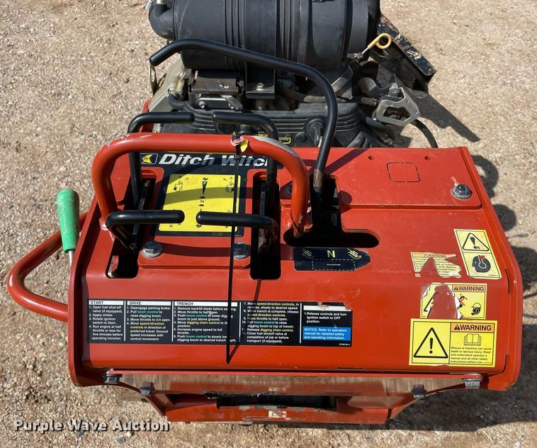 image for item NA9554 2020 Ditch Witch C30X  trencher
