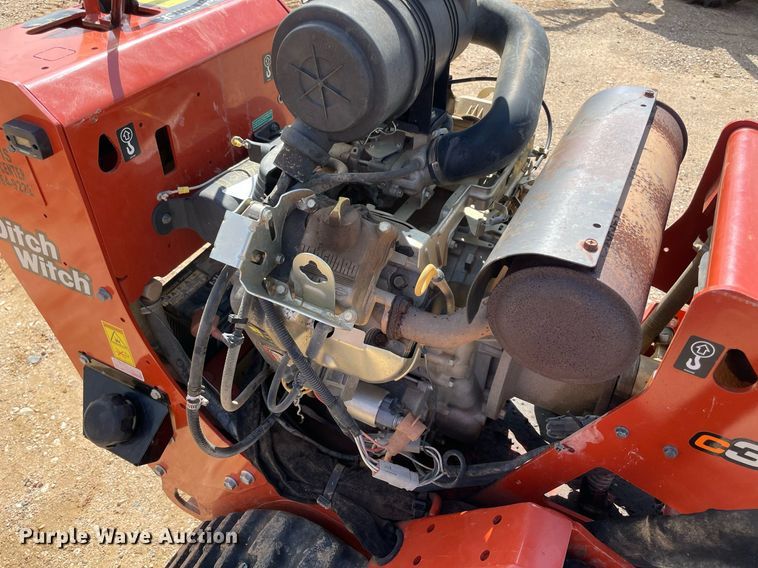 image for item NA9554 2020 Ditch Witch C30X  trencher