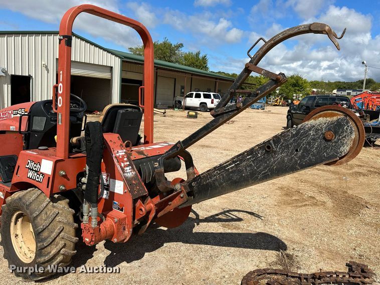 image for item NA9555 2012 Ditch Witch RT45  trencher