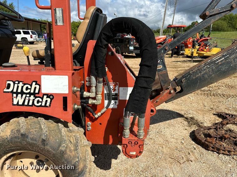 image for item NA9555 2012 Ditch Witch RT45  trencher