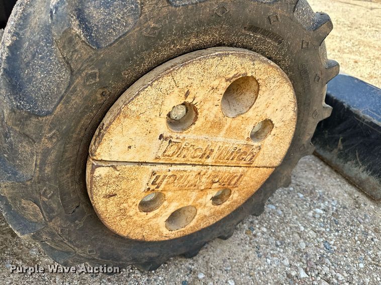 image for item NA9555 2012 Ditch Witch RT45  trencher