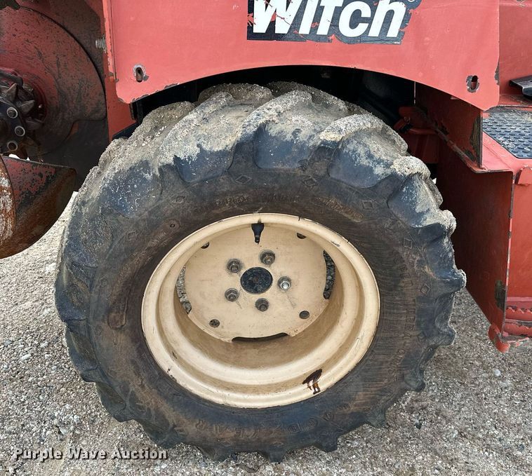 image for item NA9555 2012 Ditch Witch RT45  trencher
