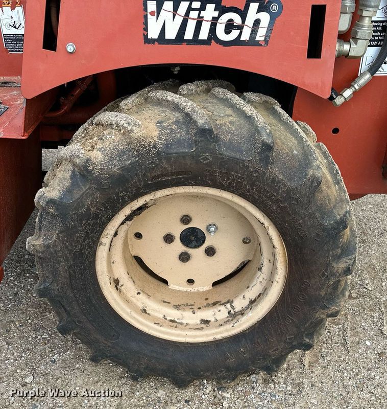 image for item NA9555 2012 Ditch Witch RT45  trencher