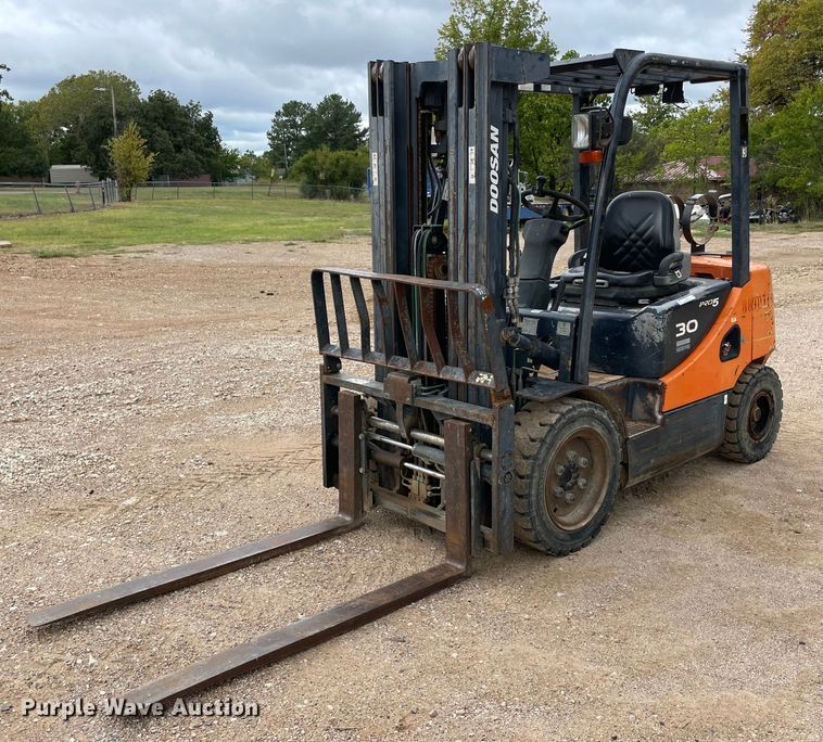 image for item NA9556 Doosan G30P-5  forklift