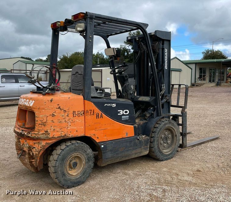 image for item NA9556 Doosan G30P-5  forklift