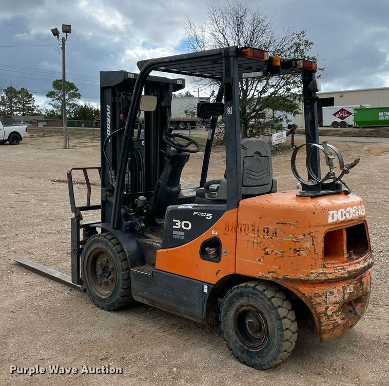 image for item NA9556 Doosan G30P-5  forklift