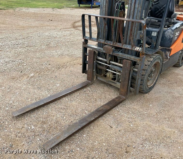 image for item NA9556 Doosan G30P-5  forklift