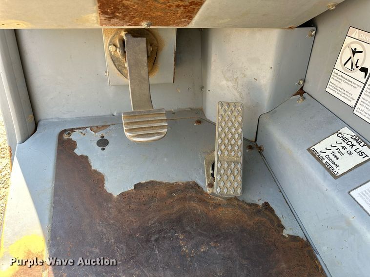 image for item NA9558 2008 Genie GTH-636  telehandler