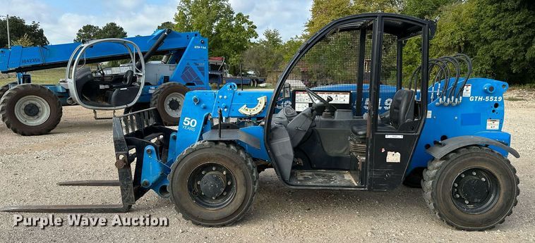 image for item NA9559 2016 Genie GTH-5519  telehandler