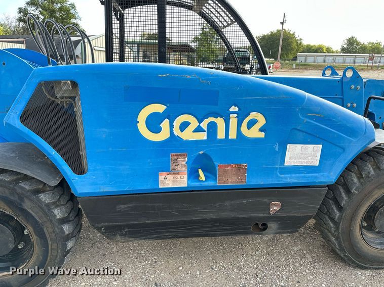 image for item NA9559 2016 Genie GTH-5519  telehandler