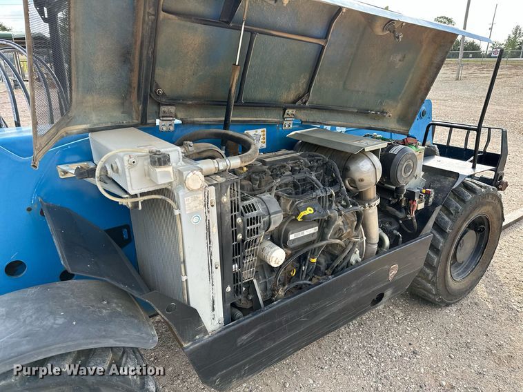 image for item NA9559 2016 Genie GTH-5519  telehandler