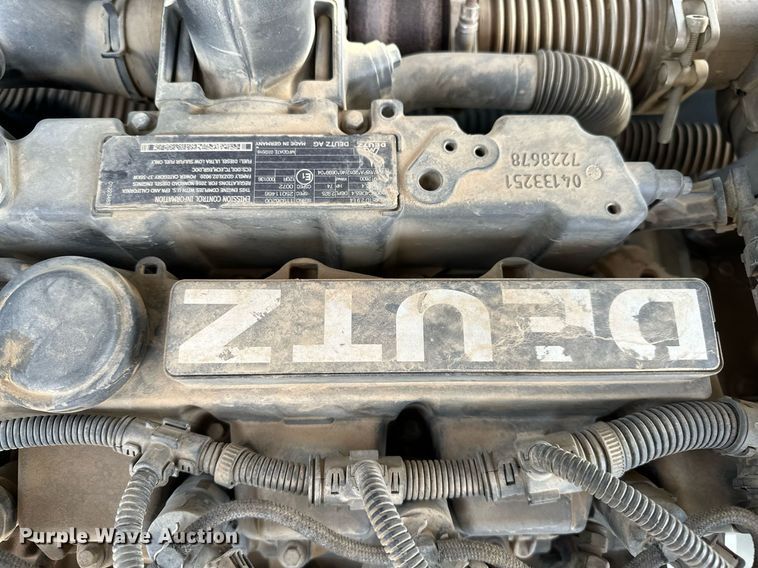 image for item NA9559 2016 Genie GTH-5519  telehandler