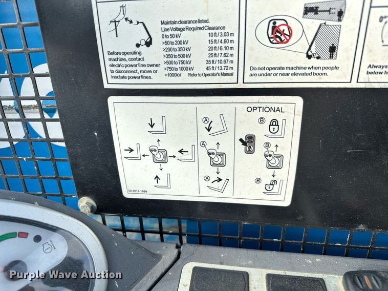 image for item NA9559 2016 Genie GTH-5519  telehandler