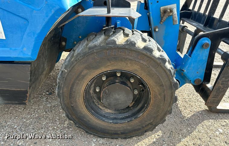 image for item NA9559 2016 Genie GTH-5519  telehandler