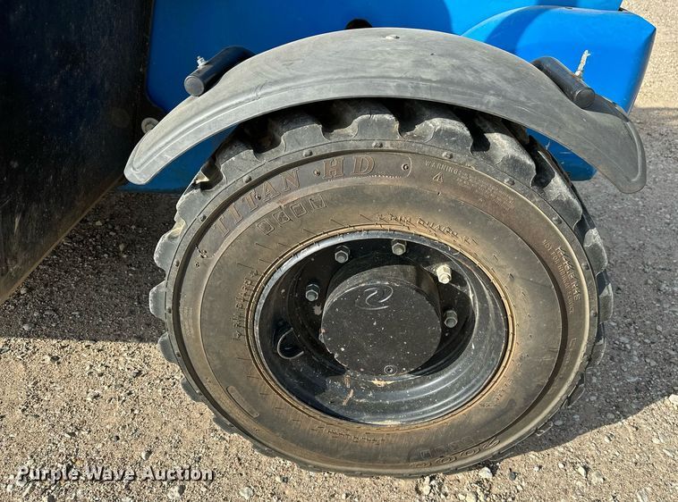 image for item NA9559 2016 Genie GTH-5519  telehandler