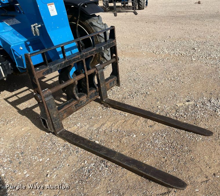 image for item NA9562 2018 Genie GTH-636  telehandler