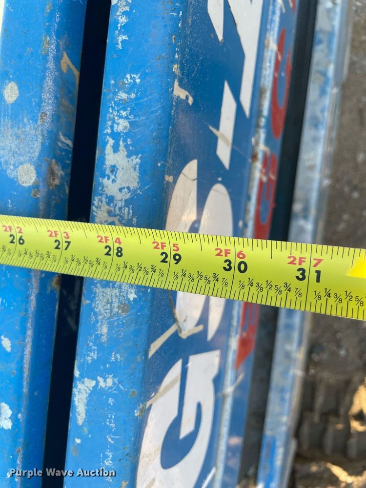 image for item NA9564 2017 Genie GS-1930  scissor lift