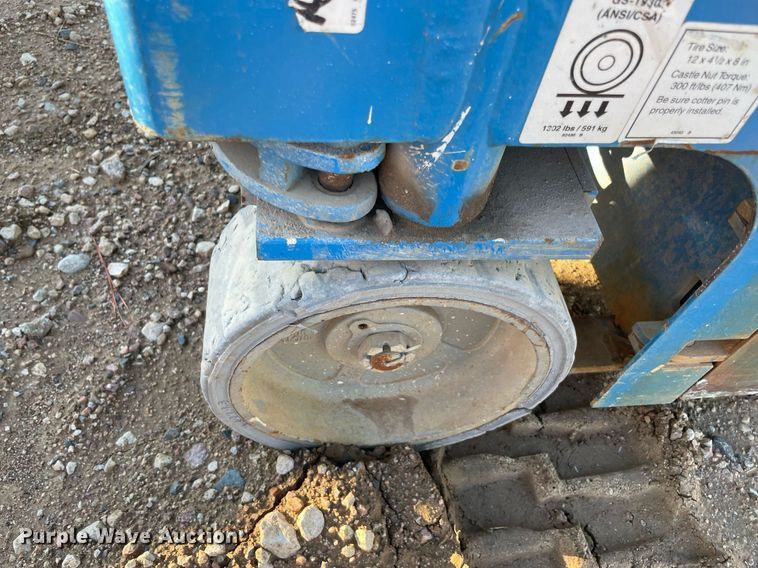 image for item NA9564 2017 Genie GS-1930  scissor lift