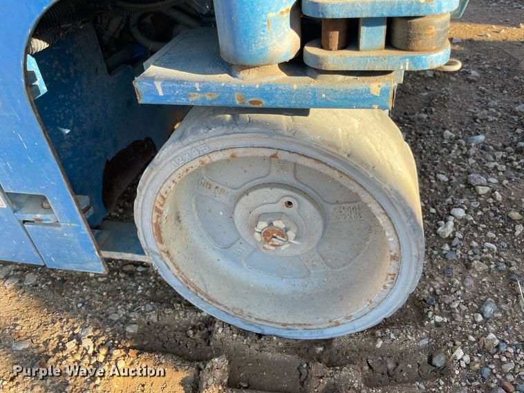 image for item NA9564 2017 Genie GS-1930  scissor lift