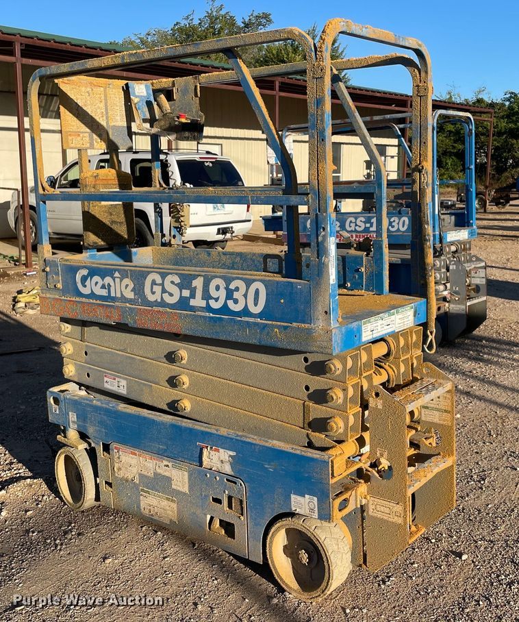 image for item NA9565 2017 Genie GS-1930  scissor lift