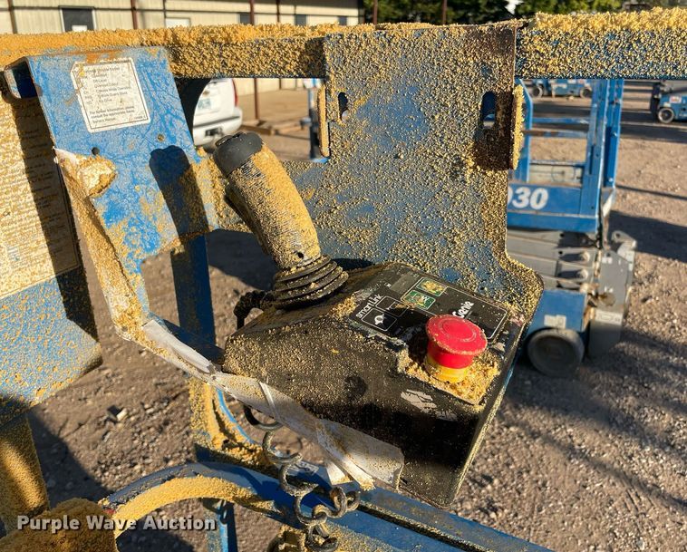 image for item NA9565 2017 Genie GS-1930  scissor lift