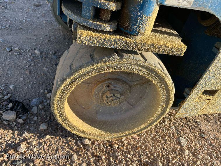 image for item NA9565 2017 Genie GS-1930  scissor lift