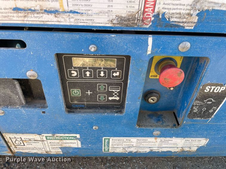 image for item NA9566 2016 Genie GS-1930  scissor lift