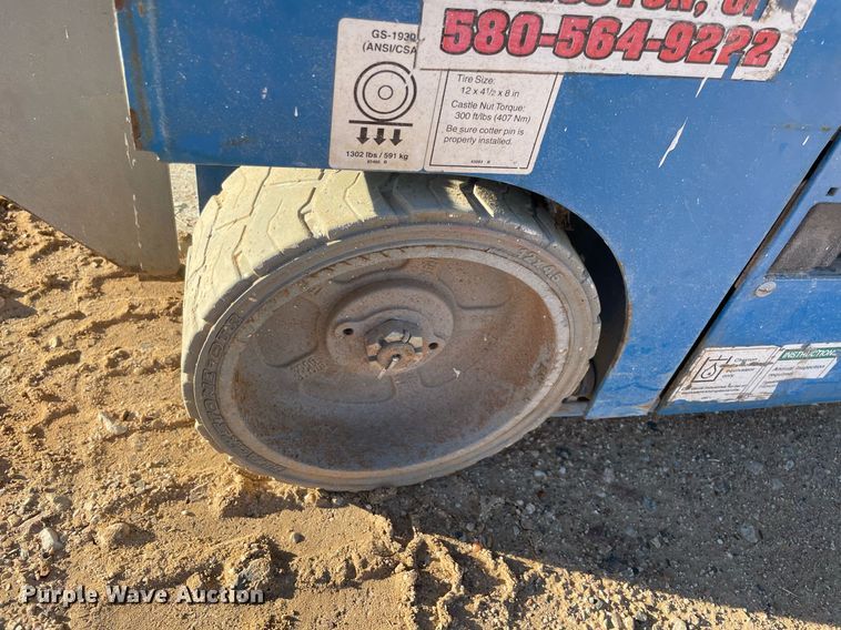 image for item NA9566 2016 Genie GS-1930  scissor lift