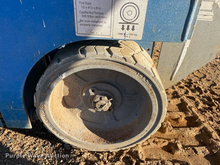 image for item NA9566 2016 Genie GS-1930  scissor lift